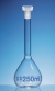 Messkolben, Boro 3.3, Klasse A, blau graduiert, mit PP-Stopfen, inkl. USP-Chargenzertifikat