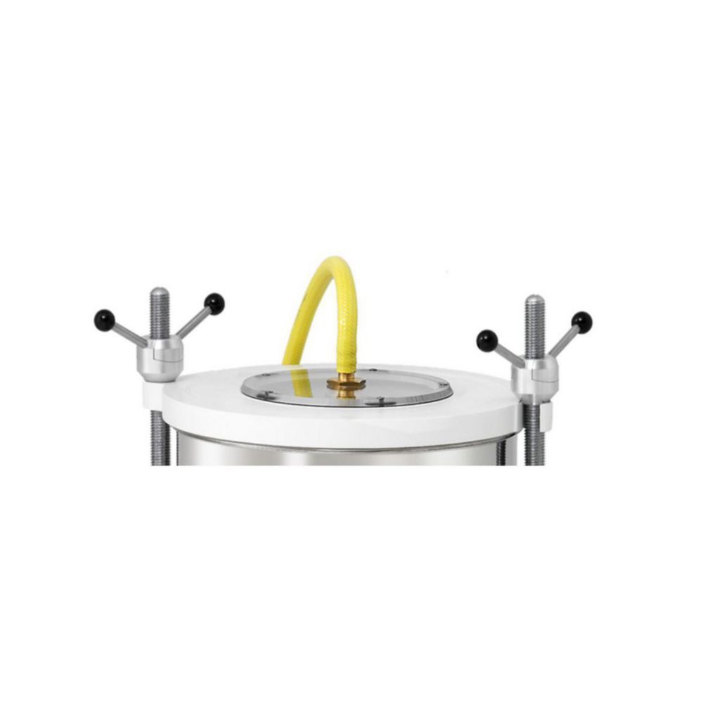 Maschinendeckel mit B&uuml;ndelspr&uuml;hd&uuml;se